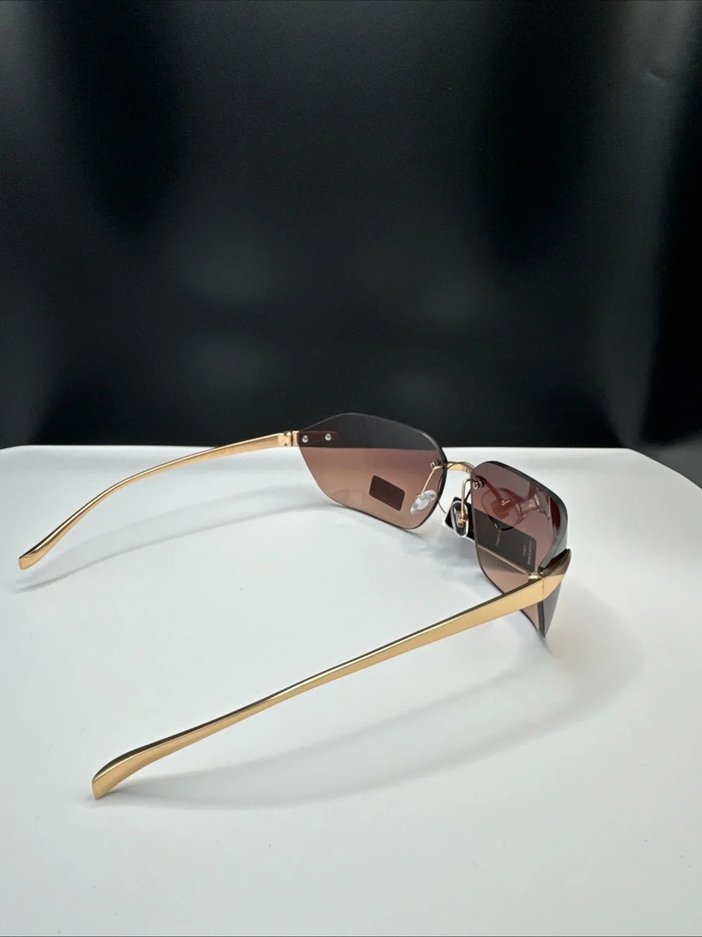 Rimless Men's Sunglasses with Pink Gradient Lenses and Gold Frame